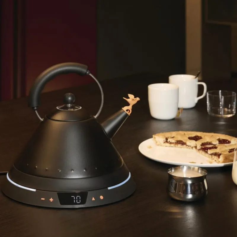 Alessi Elektrischer Wasserkessel MG32TC B Vollschwarz- Kochgeschirr