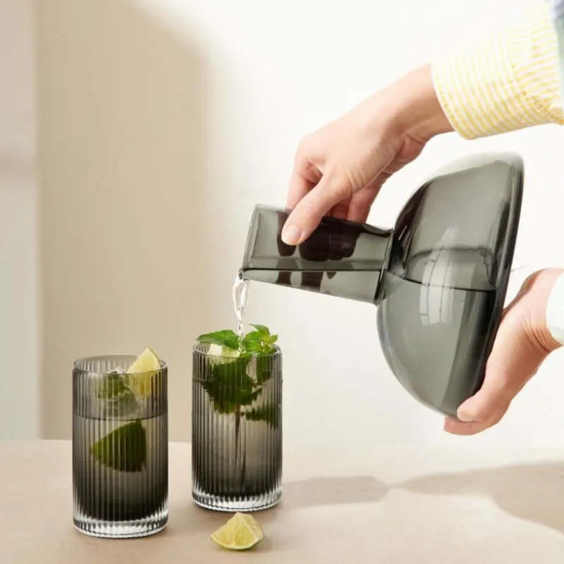 ASA Selection ASA Juna Karaffe mit Trinkglas Grau 1300 ml- Wasserkaraffen