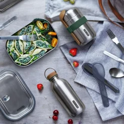 Black+Blum Edelstahl-Wasserflasche Olive 600 ml- Unterwegs