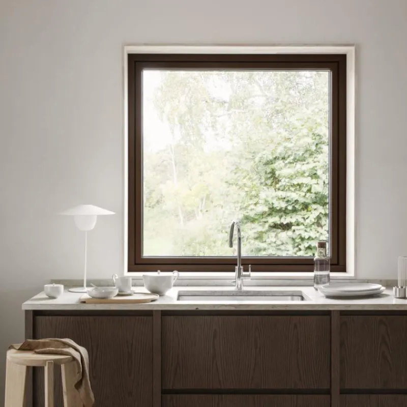 Blomus Ani Lamp Mobile LED-Leuchte Weiß- Tisch- & Bodenleuchten