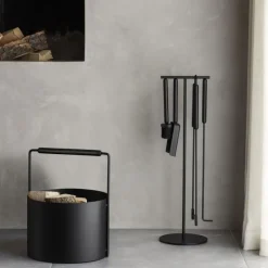 Blomus Ashi Feuerholz-Korb Schwarz- Wohnaccessoires