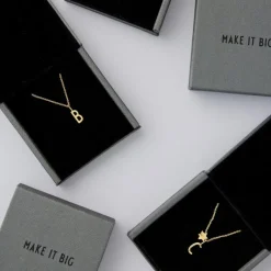 Design Letters Schmuckanhänger W Vergoldet 10 mm- Schmuck