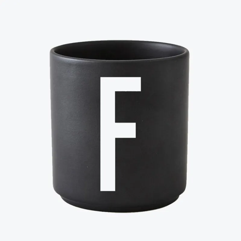 Design Letters Schwarzer Porzellanbecher F- Geschirr (3)