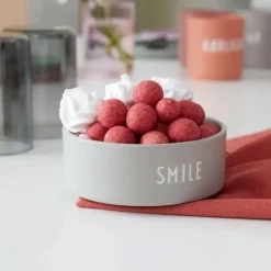 Design Letters Snack Bowl Smile Hellgrau- Geschirr (3)