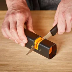 Fiskars Edge Roll-Sharp Messerschärfer- Koch- & Küchenmesser