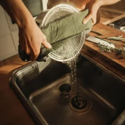 Fiskars Functional Form Kasserolle mit Glasdeckel 3000 ml- Kochgeschirr