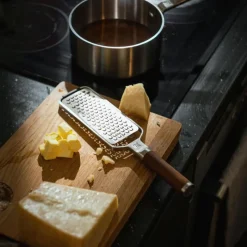 Fiskars Norden Handreibe Grob- Küchenhelfer