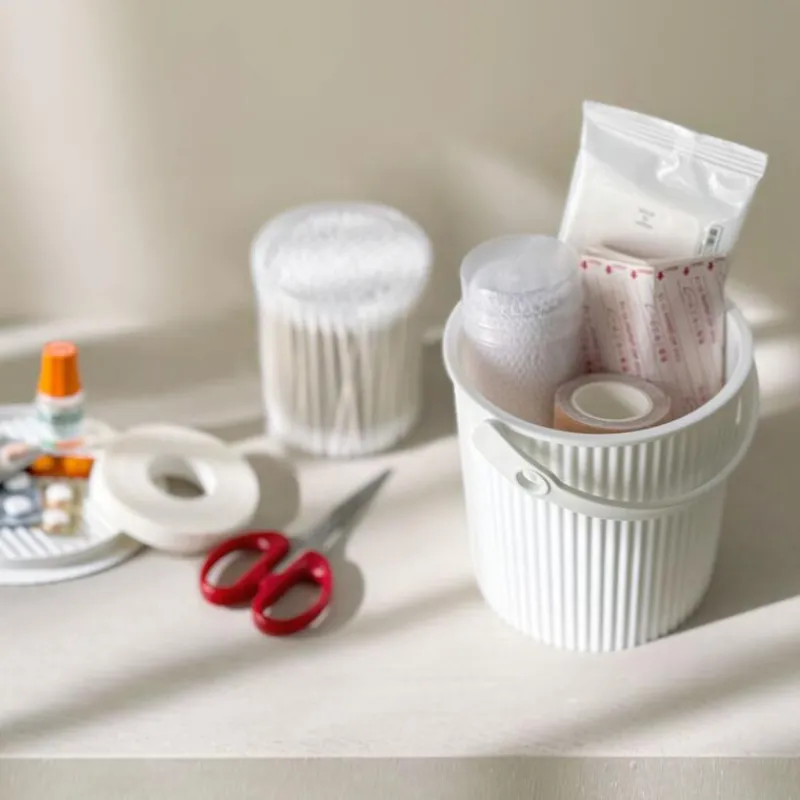 Hachiman Omnioutil Baby-Eimer Rot 700 ml- Wohnaccessoires