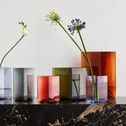 Iittala Ruutu Vase Cranberry 11,5 x 14 cm- Vasen