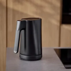 Jacob Jensen Elektrischer Wasserkocher Schwarz- Kochgeschirr