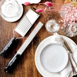 Microplane Gourmet Reiben Set mit Schutzhandschuh- Küchenhelfer