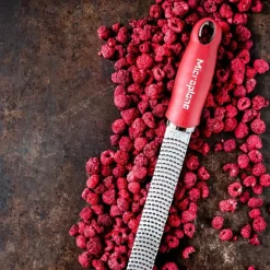 Microplane Premium Zester/Reibe Granatapfelrot- Küchenhelfer
