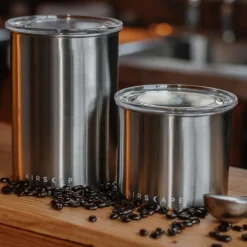 Planetary Design Airscape Edelstahl-Aromabehälter Klein Silber Gebürstet- Kaffee & Tee