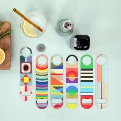 REMEMBER Flaschenöffner Vektor- Barutensilien