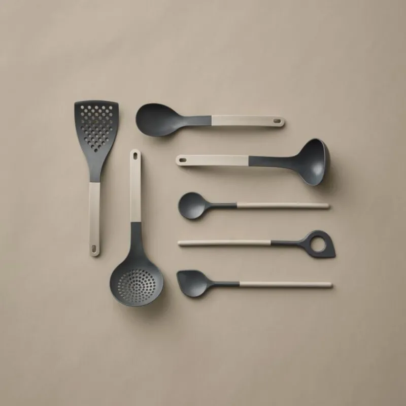 Rosti Optima Schaumlöffel Humus- Küchenhelfer