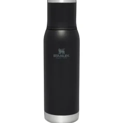 Stanley The Adventure To-Go Bottle Schwarz 1000 ml- Unterwegs