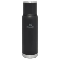 Stanley The Adventure To-Go Bottle Schwarz 750 ml- Unterwegs