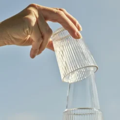 Stelton Pilastro Karaffe mit Glas 1000 ml- Wasserkaraffen