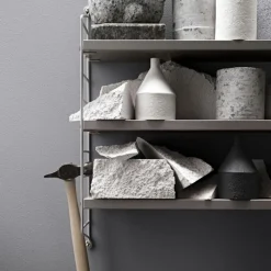 String Furniture String Pocket Wandregal Grau/Grau- Wandregale