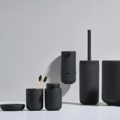 Zone Denmark Zahnbürstenbecher Ume Black- Badausstattung